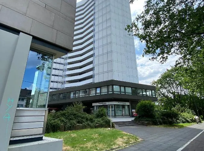 The * Köln